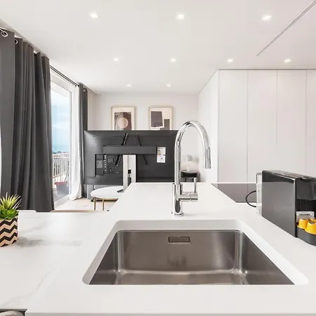 Ocean By Olala Homes Apartman *